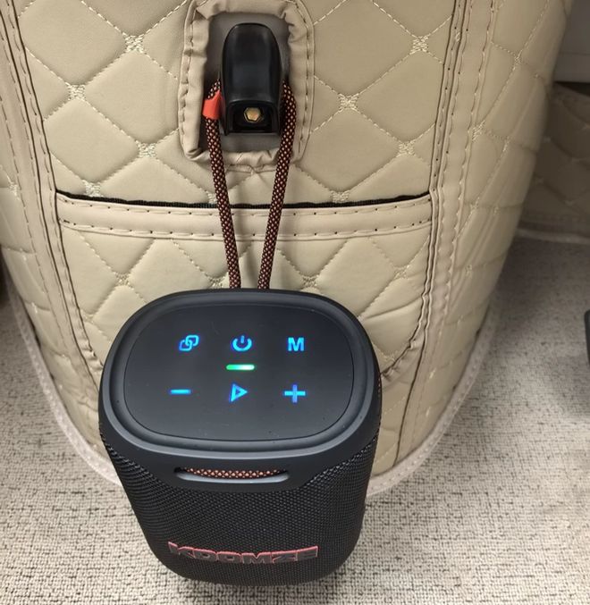 款音质续航便携兼具的移动KTV2025户